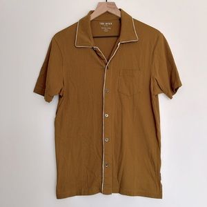 Todd Snyder | Men’s Made in L.A. Tipped Full Placket Polo | Mustard | Small